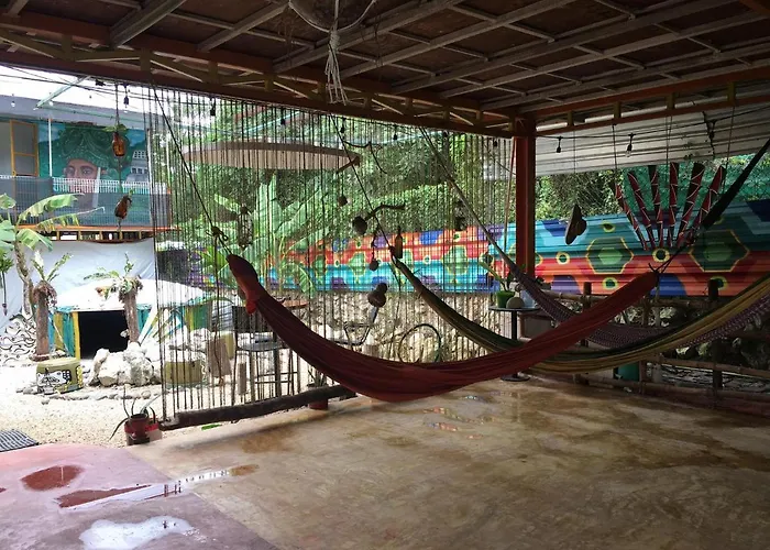 Chakpool Hostal & Camping *